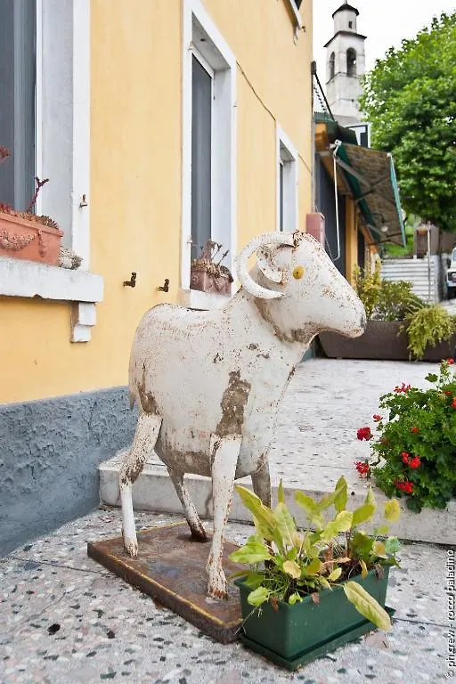 Ośrodek wypoczynkowy Dolada Boutique Hotel Pieve dʼAlpago
